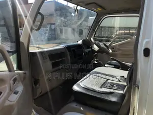 Toyota Dyna 1KD Truck - 2011