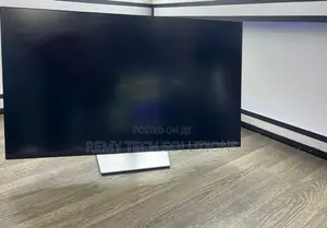 Dell S3225QS 32-Inch 4K UHD Monitor with Integrated Speakers
