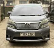 Toyota Vellfire 2010 - 1