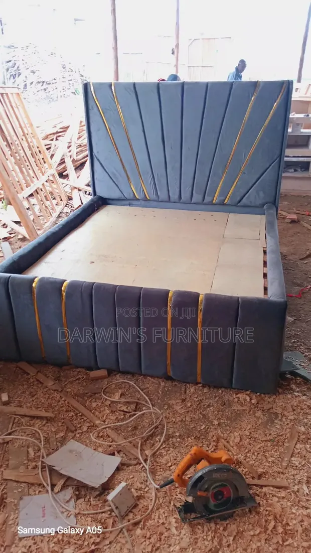Kingsize Bed Frame - 1