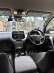 Toyota Land Cruiser Prado 2019 Pearl - 4