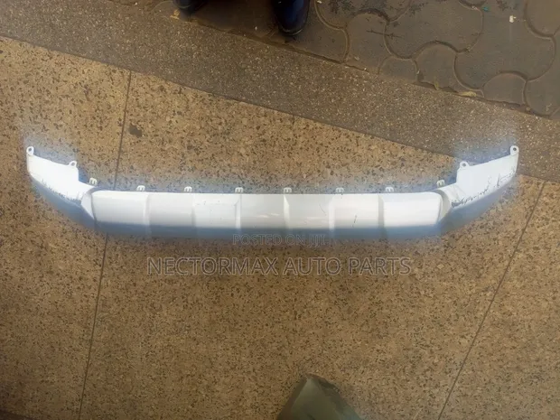 Toyota RAV4 Bumper Lip (2018-2020) - 1