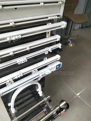 Uuzaji wa Vifuniko vya Madirisha vya Ofisi - Home Interiors