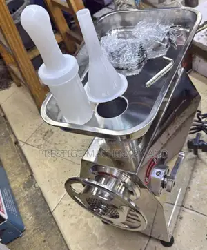 M22 Commercial Meat Mincer with Reverse