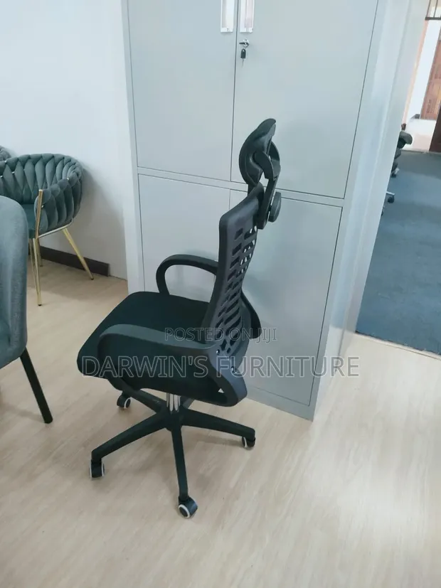 Boss Office Products Kiti cha Semi Orthopedic - Nyeusi - 1