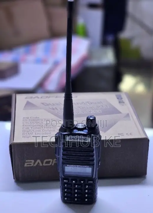 Baofeng UV-82 5W Dual Band Walkie Talkie + Earpiece - 1
