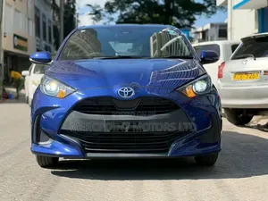 Toyota Yaris 2020 Bluu