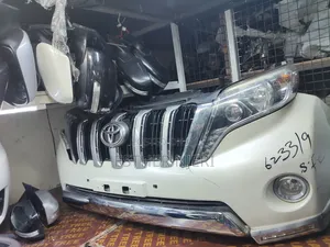 Ex-Japan Toyota Land Cruiser Prado J160 Nosecut