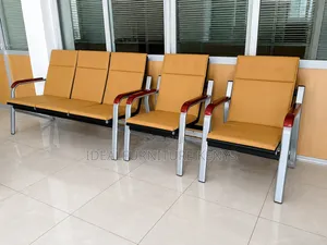 Benchi la Mapokezi la Viti 4 vya Premium - Tan Leather Finish