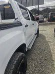 Isuzu D-MAX 2015 Nyeupe - 5