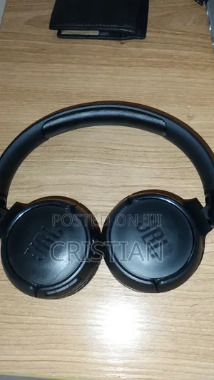 JBL Tune 520BT Wireless Headphones za Kwenye Masikio