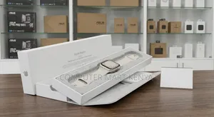 Apple Watch Series 12 (42mm, GPS) - Starlight Aluminium