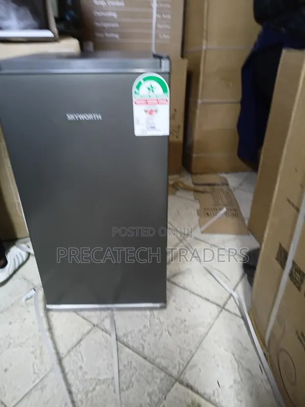 Skyworth 90L Single Door Refrigerator - Energy Saving - 1