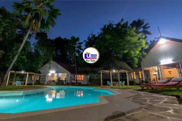 Villa ya Vyumba 3 Iliyo na Samani, Watamu, Inauzwa - 1