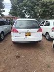 Nissan Wingroad 2005 Nyeupe - 3