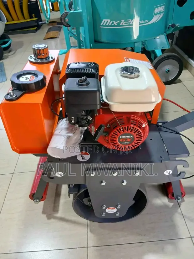 Titan VR600S Heavy Duty Vibratory Road Roller Compactor - 1