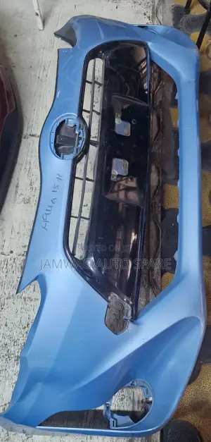 Bampa ya Mbele ya Toyota Aqua 2016