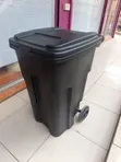 Tangi la Takataka la Kibiashara la Lita 120 na Magurudumu - 1