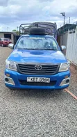 Toyota Hilux 2.5 Cab 2005 Bluu - 1