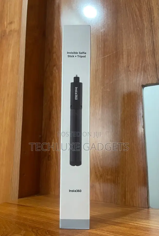 Insta360 Invisible Selfie Stick + Tripod - 1