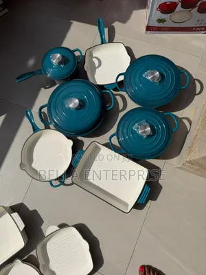 11pcs Enamel Cast Iron Cookware Set