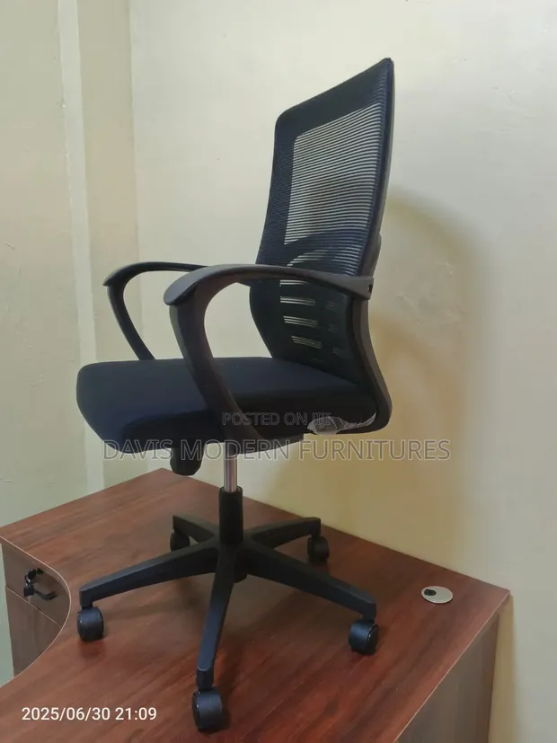 Mid-Back Ergonomic Office Chair - Black - 1