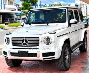 Mercedes-Benz G 400 d 2023