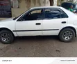 Toyota Corolla 1998 White - 4