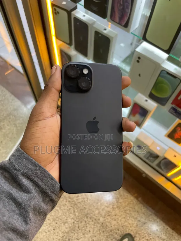 Apple iPhone 15 128GB Nyeusi (Refurbished) - 1