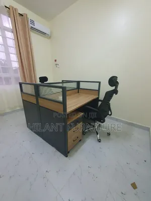 Kituo cha Kazi cha Njia Mbili cha Ofisi cha 1.2m x 1.2m chenye Vifaa vya Droo Tatu 2