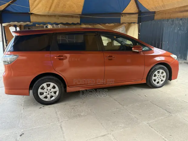 Toyota Wish 2012 Orange - 1