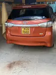 Toyota Wish 2012 Orange - 3