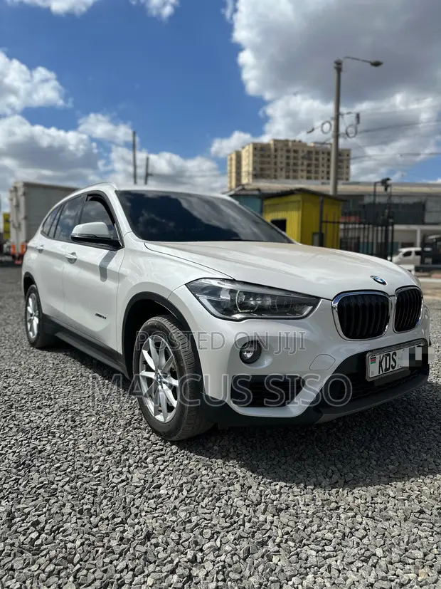 BMW X1 2017 Nyeupe - 1