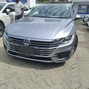Volkswagen Arteon 2.0T SE R-Line 2019 Nyeupe