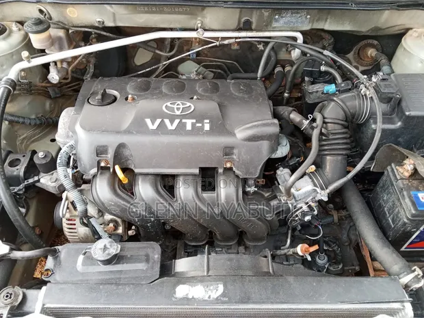 Toyota Corolla 2000 Pearl - 1