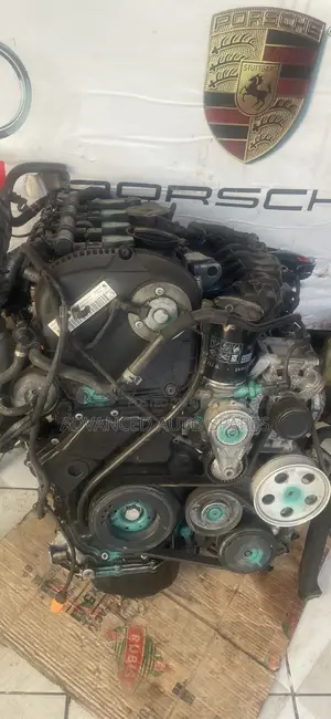Audi Q5 Injini Kamili