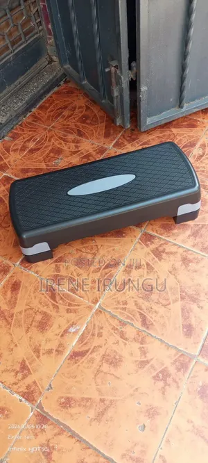 2-Step Adjustable Aerobic Stepper
