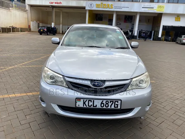 Subaru Impreza 2010 Silver - 1