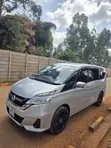 Nissan Serena 2017 Silver - 2