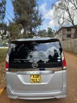 Nissan Serena 2017 Silver - 4