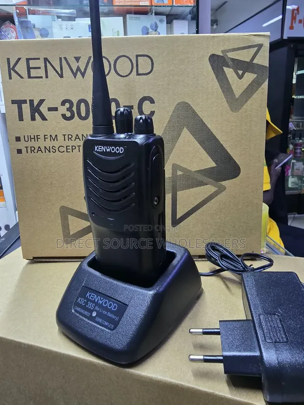 Kenwood TK-3000-C Portable UHF FM Transceiver - 1