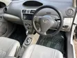 Toyota Belta 2011 Nyeupe - 5