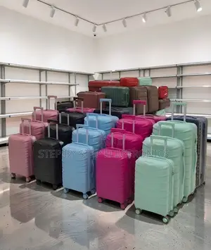 Nomad 3-in-1 Mkoba wa Safari Usiovunjika na Mifuko ya Safari