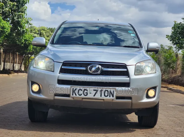 Toyota RAV4 2009 Nyeupe - 1