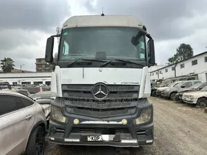 Mercedes-Benz Actros 2545 - No Engine & Gearbox