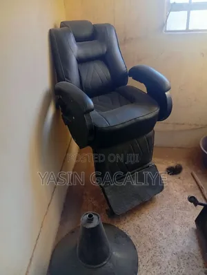 Viti vya Saluni vya Pili, Mashine, Sterilizer, Kipigachura