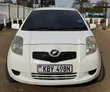 Toyota Vitz 2007 White - 2