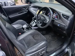 Toyota Harrier 2.0 2016 Nyeusi