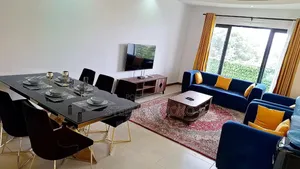 Ghorofa Iliyo na Samani za Vyumba 2 Aramis Apartments, Raphta Road