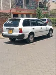 Toyota Corolla DX 2000 White - 4